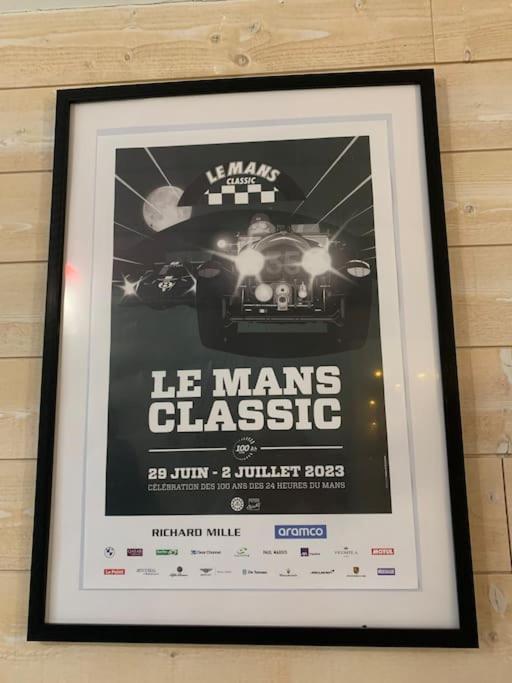 Joli Studio Mezzanine Proche Pole Europeen Yvre-l'Eveque Luaran gambar